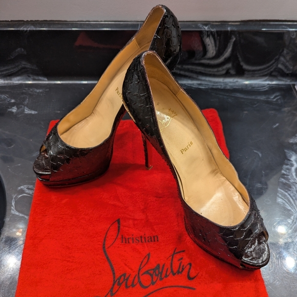 Black snake skin peek toe size 10 Red Bottom - Picture 12 of 17